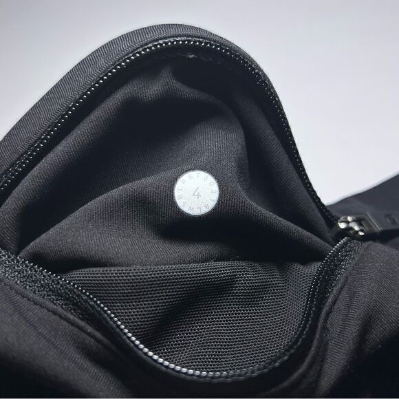 Lululemon Speed Up Tight *Mesh 28" in Black - Picture 7 of 9